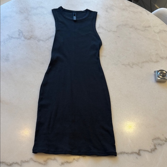 NWOT  SKIMS COTTON RIB MINI TANK Dress - Picture 2 of 6
